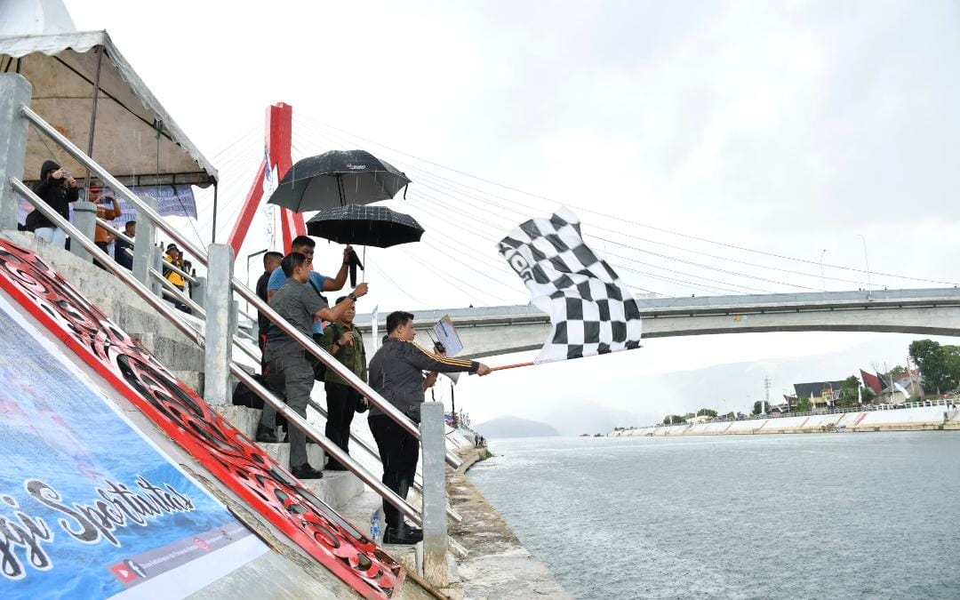 Samosir Menggema dengan Festival Solu Bolon dan Trail of The King 2025