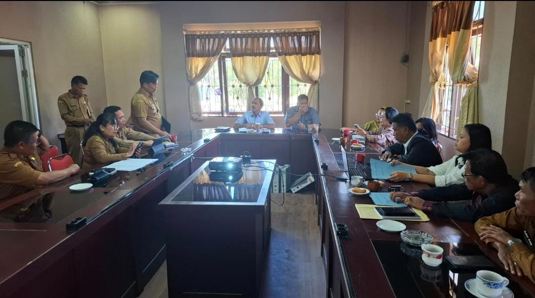 Tim Pembangunan Taman Jokowi Audiensi ke DPRD Samosir