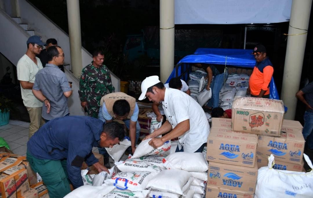 Tim Bantuan Samosir Tiba di Tapanuli Tengah dan Sibolga