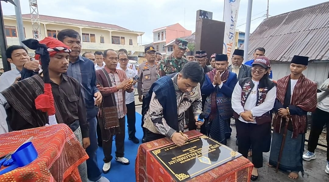 Peresmian Objek Wisata Pallombuan Palipi disambut Gembira, Bupati Teken Prasasti