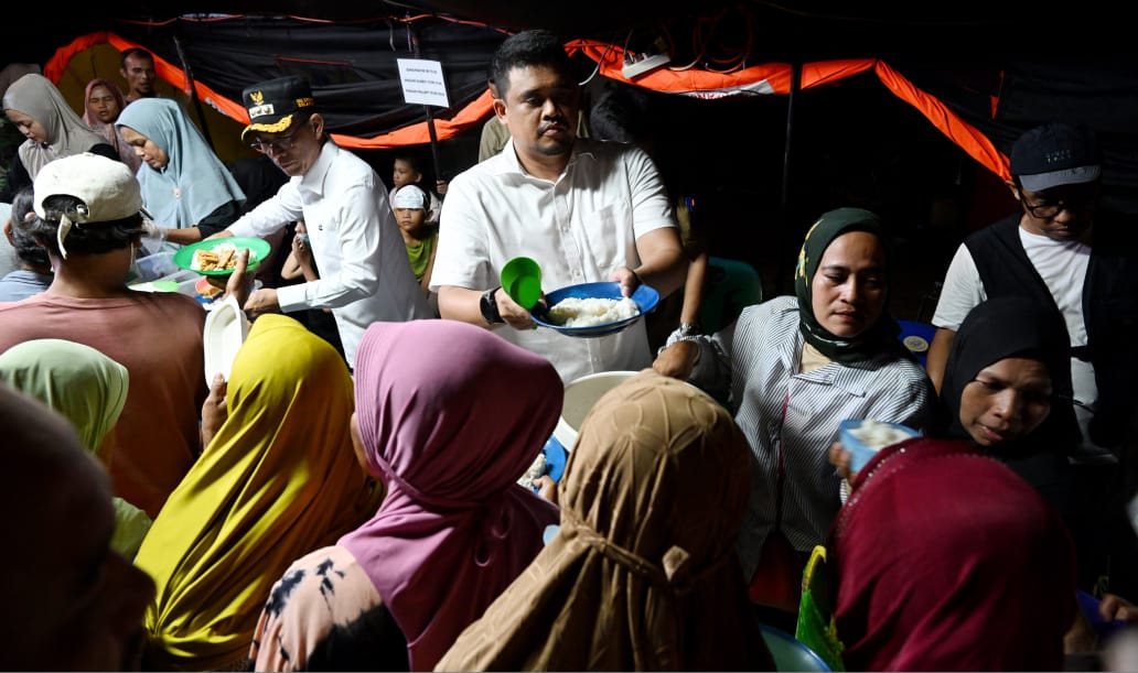 Gubsu Tinjau Korban Bencana Hingga Dinihari, Di Posko Pengungsian Batuhula dan Gereja HKBP Batangtoru