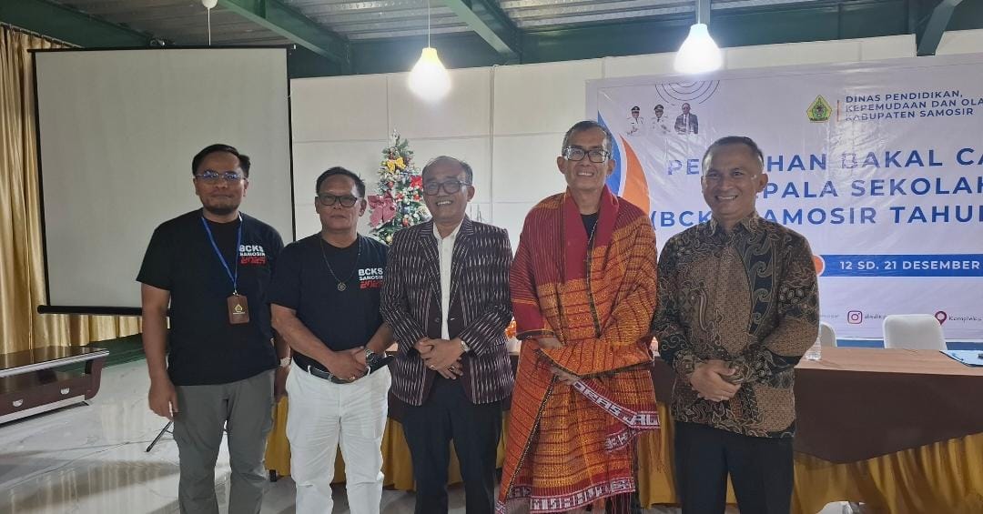 Wakil Bupati Samosir Tutup Pelatihan Bakal Calon Kepala Sekolah Tahun 2025