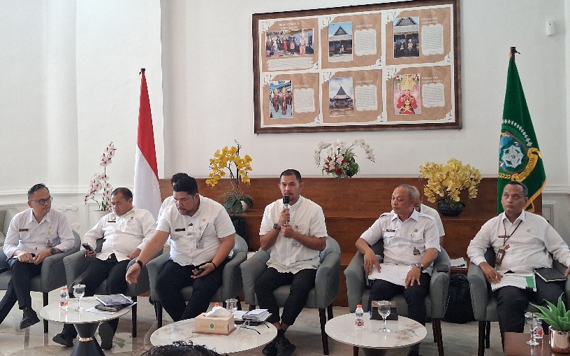 Sekolah di Sumut Kini Teraliri Listrik dan Internet 100 %