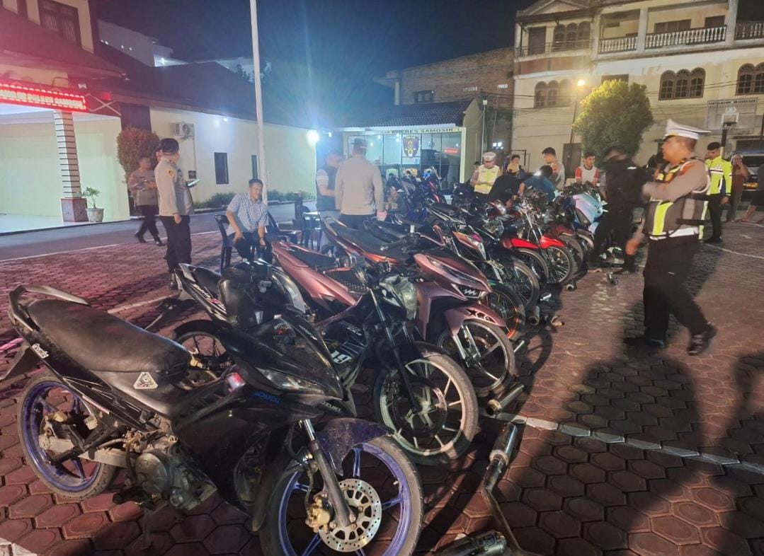 Polres Samosir Amankan 22 Unit Sepeda Motor dengan Knalpot Brong dalam Razia Gabungan