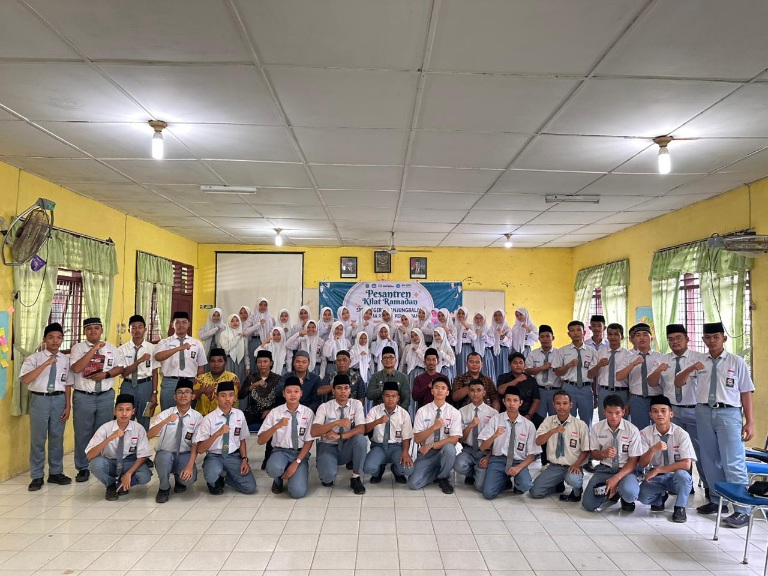 Wakil Wali Kota Hadiri dan Buka Pesantren Kilat Ramadhan 1447H di SMAN 1 Kota Tanjungbalai