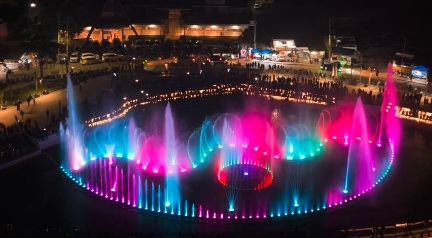 Samosir Bersinar: Air Mancur Menari di WFC Pangururan Bahagia untuk Semua