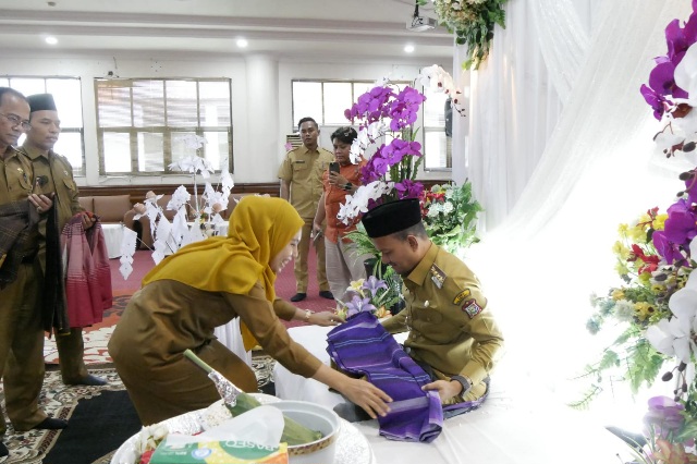 Wali Kota Tanjungbalai Ditepungtawari Jelang Ibadah Haji