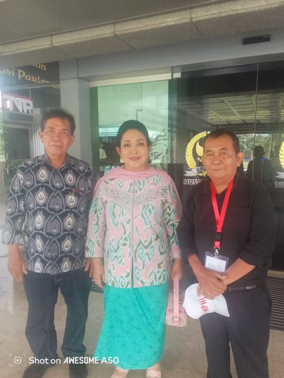 Gandi Berdoa : Ibu Titiek Soeharto Serius Membantu Tugas Presiden Prabowo