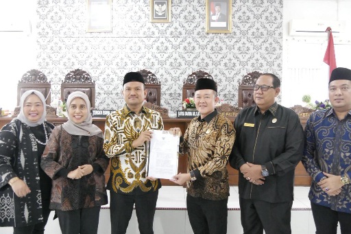 Wali Kota Hadiri Rapat Paripurna Penyampaian Rekomendasi DPRD Terhadap LKPJ TA 2025