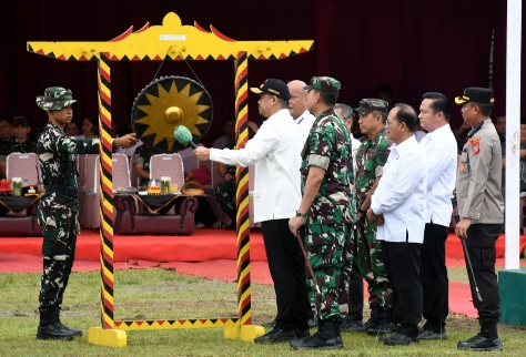 Dukung Karya Bakti Skala Besar TNI AD, Gubsu Harapkan Percepatan Infrastruktur di Kepulauan Nias