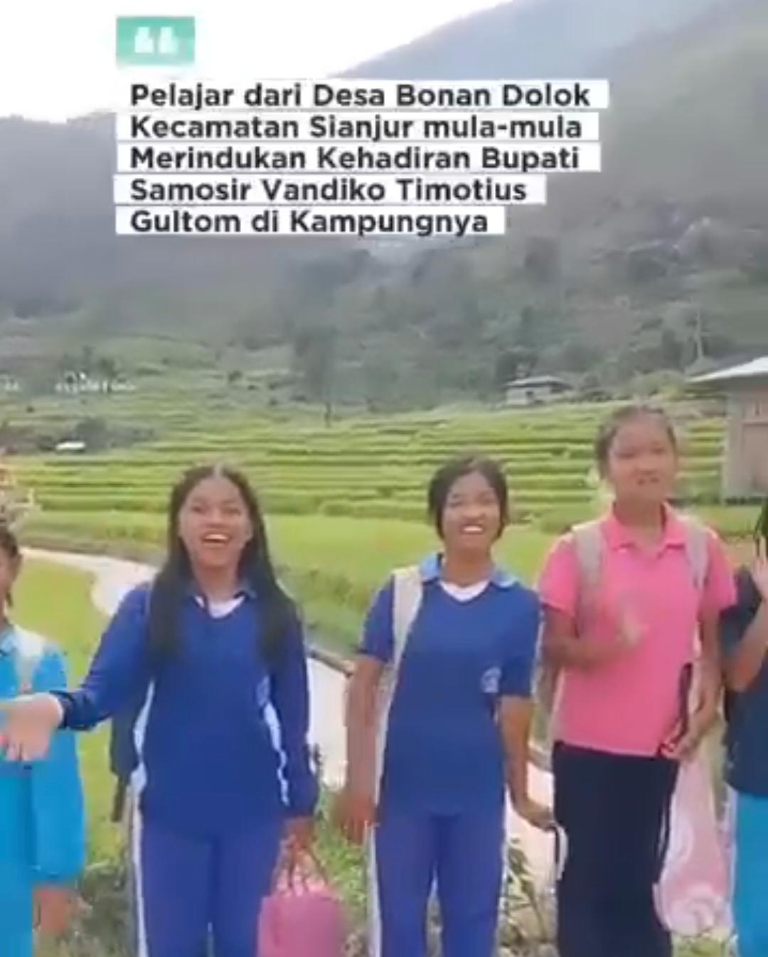 Rindu Anak Bonandolok ke Bupati Vandiko: “Pak, Datanglah ke Kampung Kami yang Sudah Indah”.