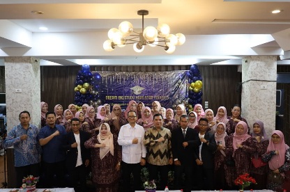 Hadiri Perpisahan Kelas VI SDN 132406, Plh Wali Kota : Pendidikan Tentang Karakter, Adab, dan Akhlaqul Karimah