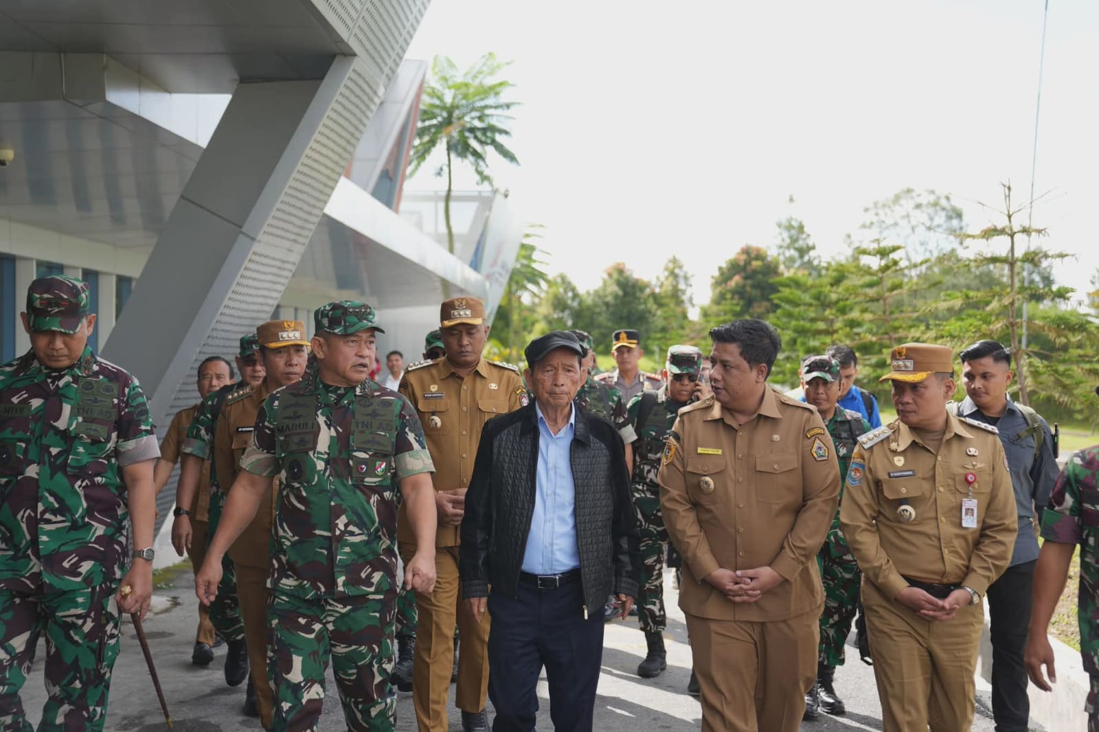Sinergi TNI-Pemda: Empat Kepala Daerah Sambut KASAD di Tano Batak, Dukung Program Air Bersih