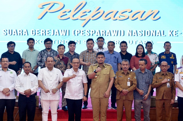 Lepas Kontingen Pesparawi Nasional, Gubsu Targetkan Sumut Pertahankan Gelar Juara Umum