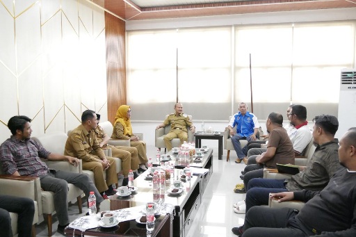 Wali Kota Mahyaruddin Salim Siap Mendukung Penuh Pembangunan Stadion Mini di Kota Tanjungbalai