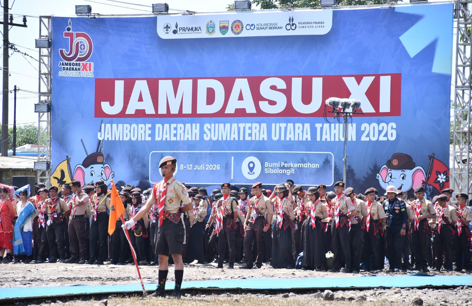 Wabup Samosir Hadiri Penutupan Jamdasu XI 2026, Beri Motivasi dan Apresiasi untuk Kontingen Samosir