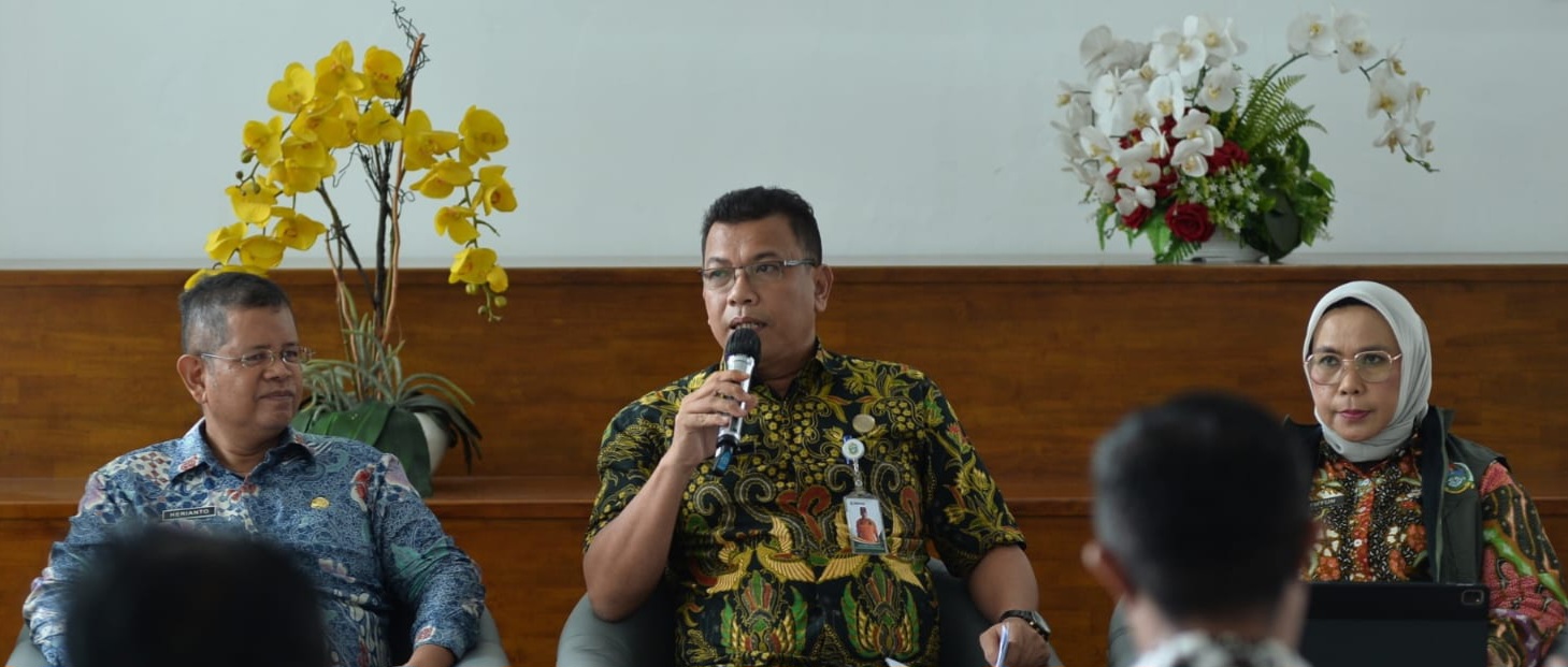 Pemprov Sumut Dampingi Pemkab Karo Tangani Pengungsi Erupsi Gunung Sinabung