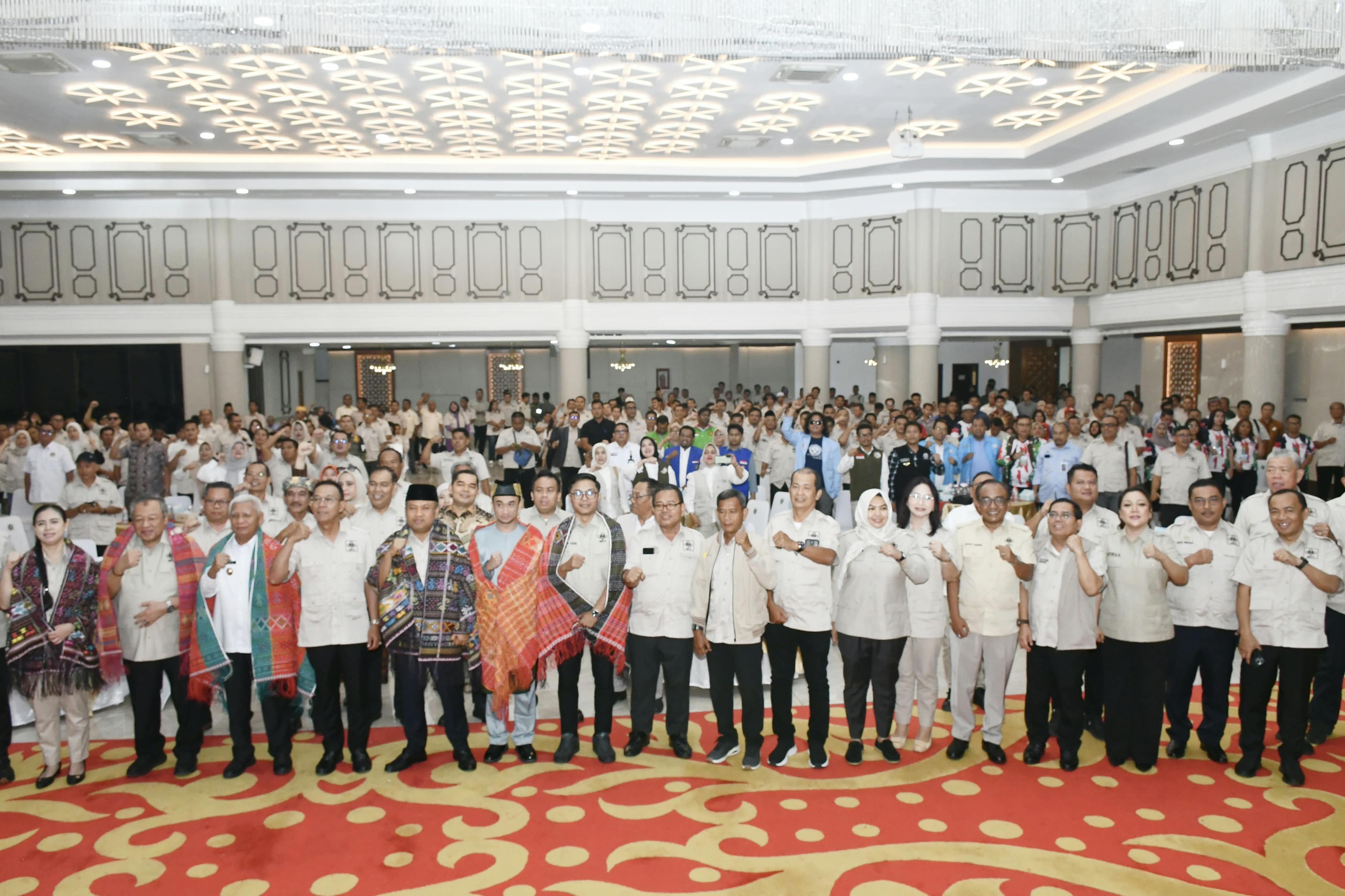 Wabup Ariston Sidauruk Dilantik Jadi Ketua DPC HKTI Samosir 2026- 2031
