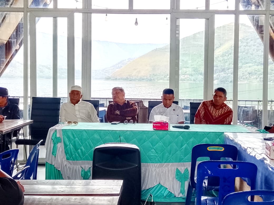 Cegah Dampak Negatif Pariwisata, Kecamatan Pangururan Gelar Ngobras Bersama Tokoh Masyarakat